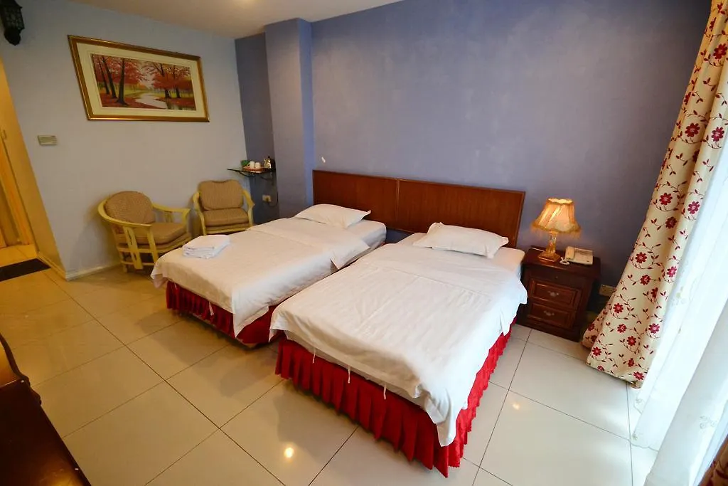Lanvin Hotel Kota Kinabalu 2*,